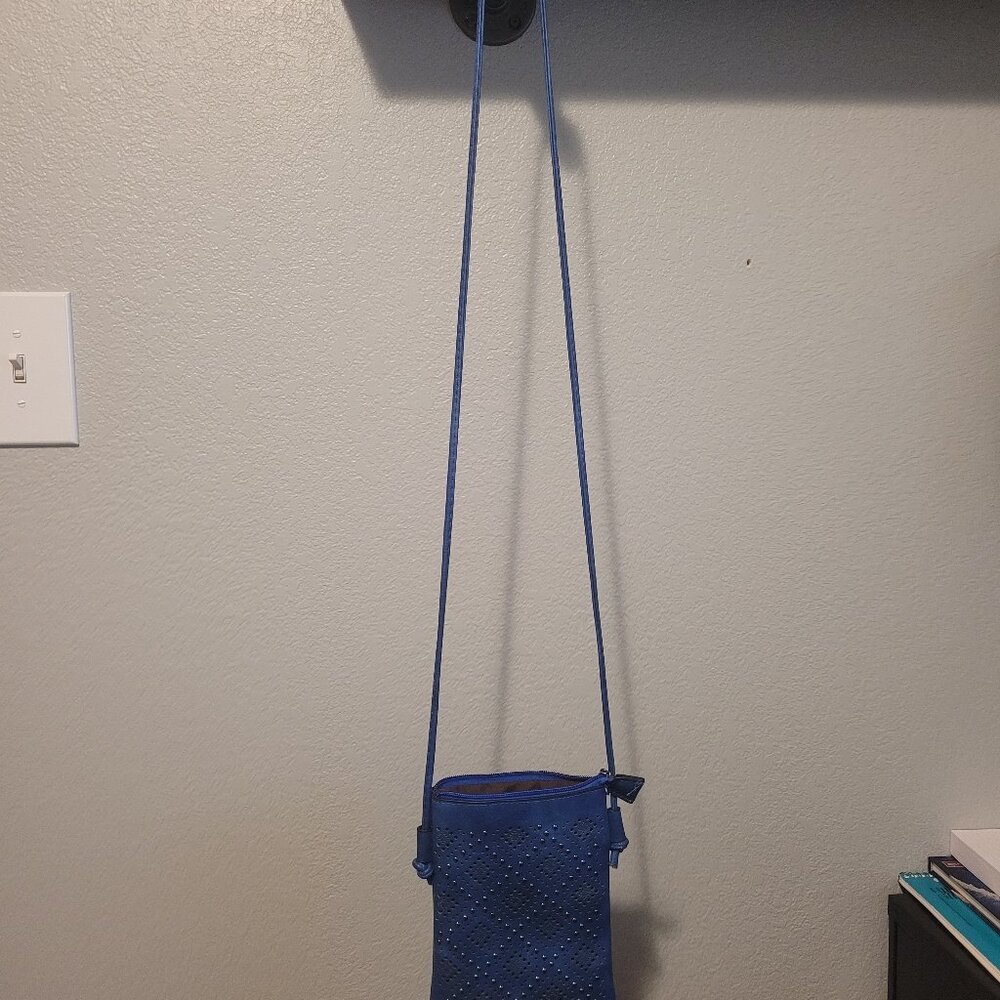 Small Blue no name brand over the shoulder leather purse
